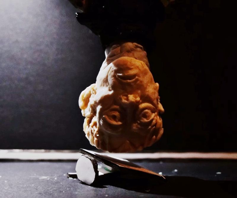 Mirror in The Room / NaniMation